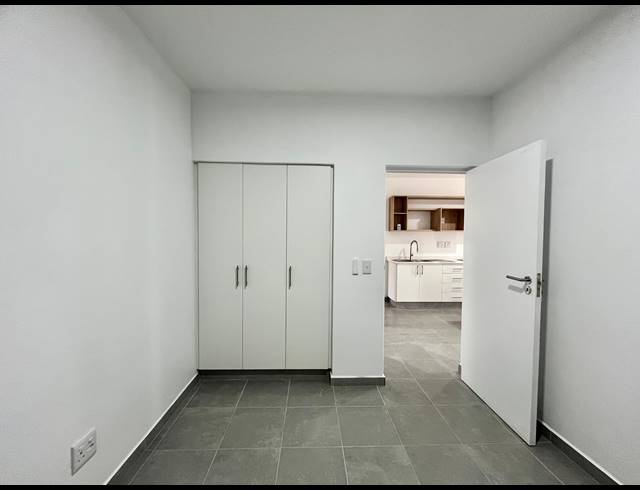 3 BEDROOM APARTMENT TO LET IN SHEFFIELD BEACH